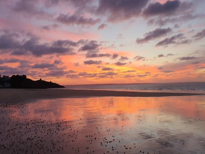 Gîte pour 6 personnes, avec piscine, adapté aux familles dans Plage du Port Fréjus - 2