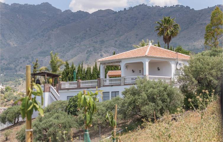 Location de vacances pour 6 personnes, avec terrasse et piscine à Frigiliana - 2