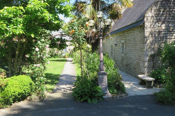 Gîte pour 5 personnes, avec jardin et terrasse à Quimper