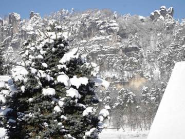 Ferienwohnung für 3 Personen, mit Garten und Seeblick sowie Ausblick in Bastei