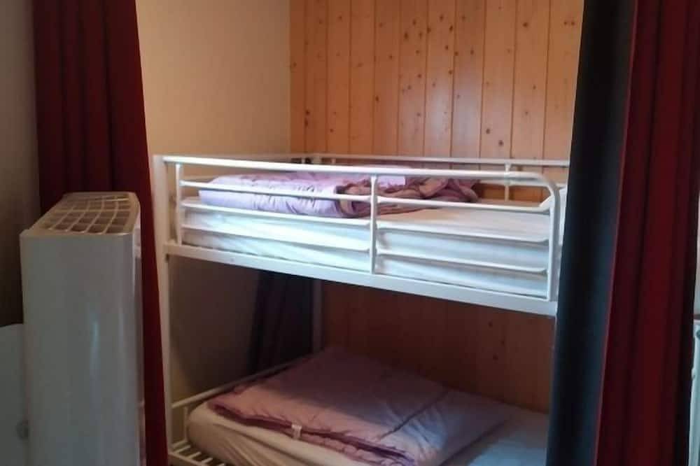 Berghütte-barrierefreies Badezimmer-Komfort-Bergblick-Le chalet des Patures in Rochefort-Montagne, Regionaler Naturpark Volcans d'Auvergne