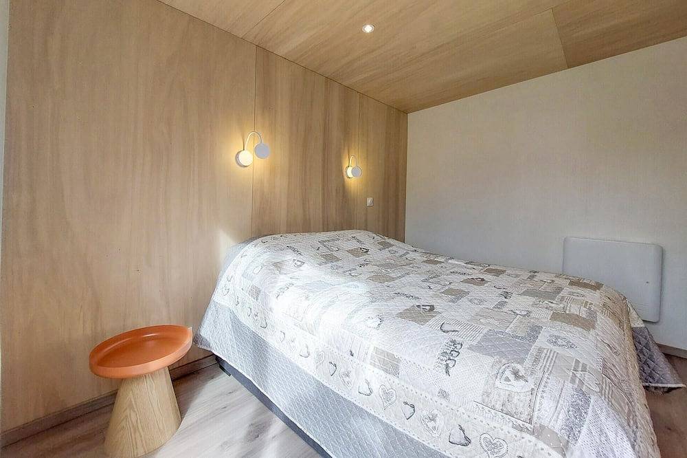 2 bedroom beautiful home in Ambon in Betahon, Ambon