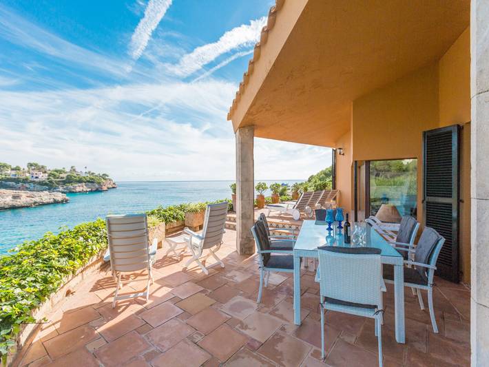 Ferienwohnung für 4 Personen, mit Terrasse und Garten in Cala Anguila - 4