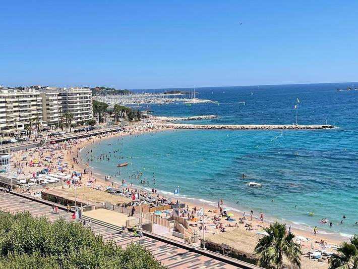 Gîte pour 2 personnes, avec vue et terrasse dans Casino De Saint Raphael - 2