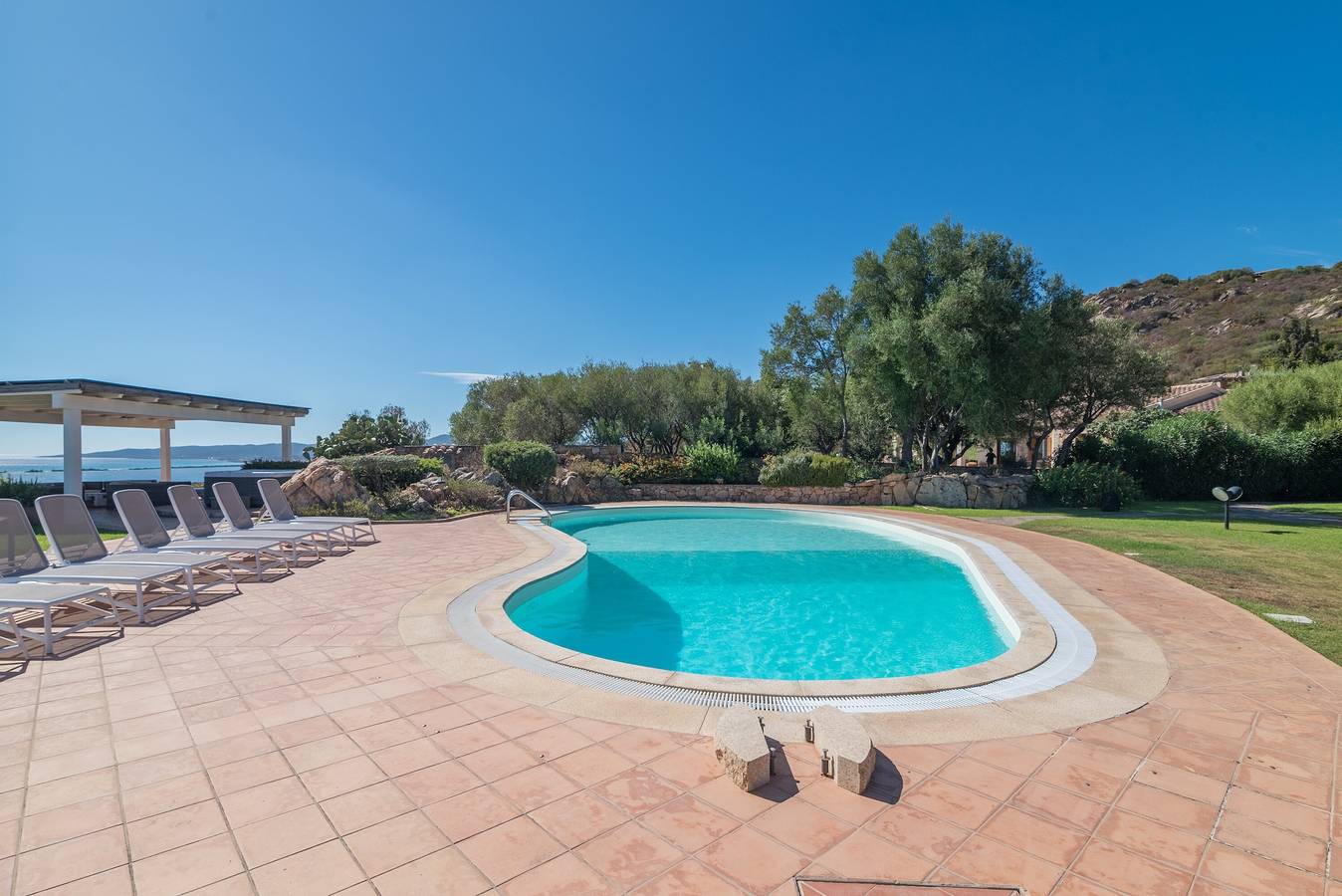 Ganze Wohnung, Ferienwohnung "3 La Cinta" mit Gemeinschaftspool, Privatem Whirlpool und Wlan in Lu Fraili di Sopra, San Teodoro