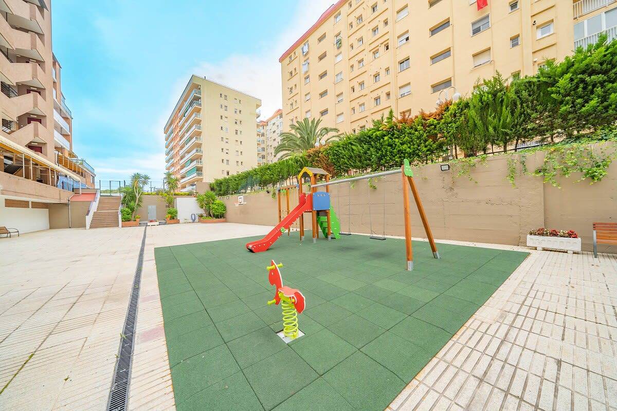 Appartement entier, Appartement de vacances pour 5 personnes avec piscine in Malgrat de Mar, Costa del Maresme