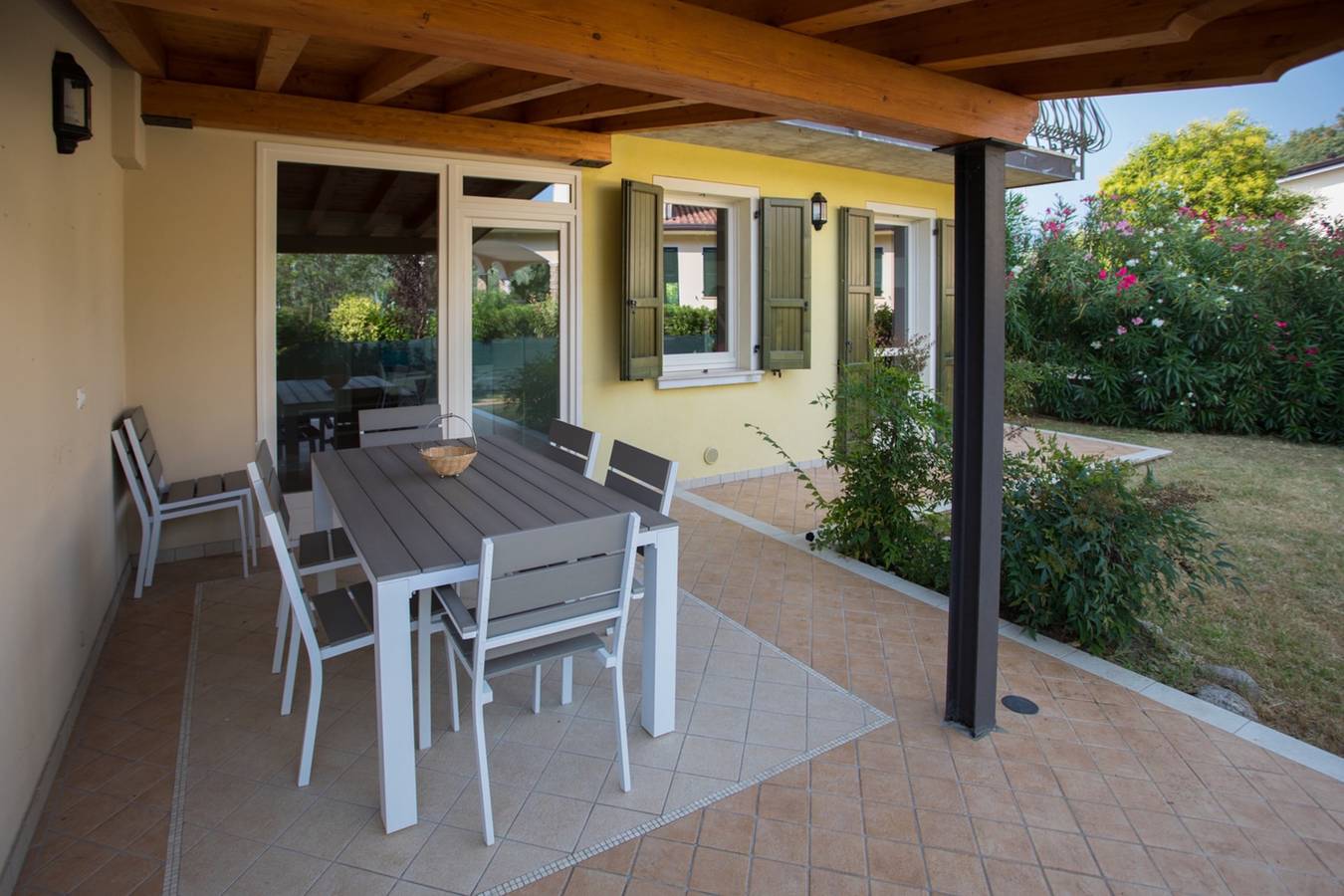 Elegante villa sul Lago di Garda con giardino in Salò, Prealpi Gardesane