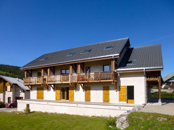 Gîte pour 4 personnes, avec terrasse à Corrençon-en-Vercors