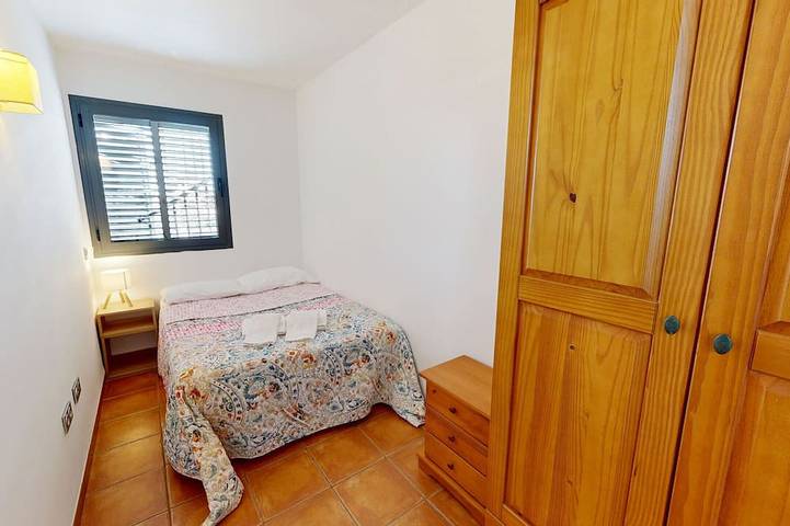 Chalet für 6 Personen, mit Garten und Whirlpool sowie Pool und Balkon an der Costa Dorada - 3