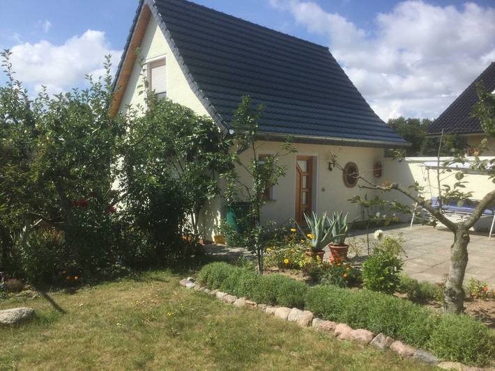 Ferienwohnung für 8 Personen, mit Terrasse und Garten sowie Seeblick - 1