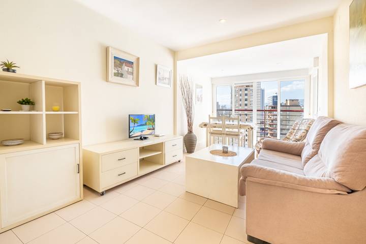 Location de vacances pour 4 personnes, avec jardin et terrasse à Benidorm
