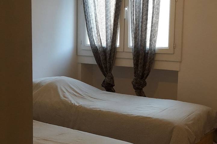Appartement entier, T3 à 5mn à Pied du Port Avec Parking in Cassis, Parc national des Calanques