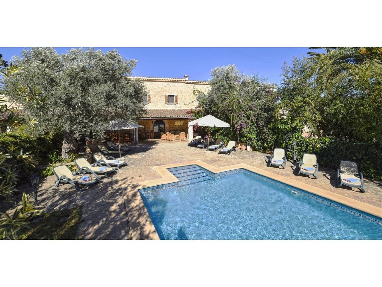 Maison Majorquine avec Piscine et Vue in Búger, Majorque l'intérieur des terres