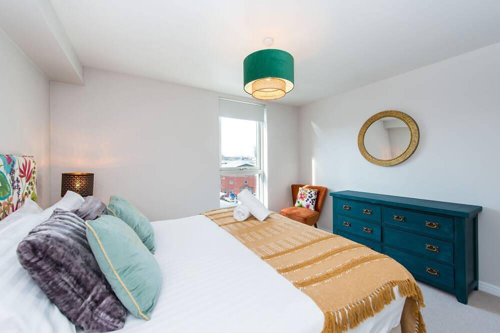 48 Annandale Street  -  Bold, bright child friendly apartment with free parking. in Edinburgh, Edinburgh and Lothian