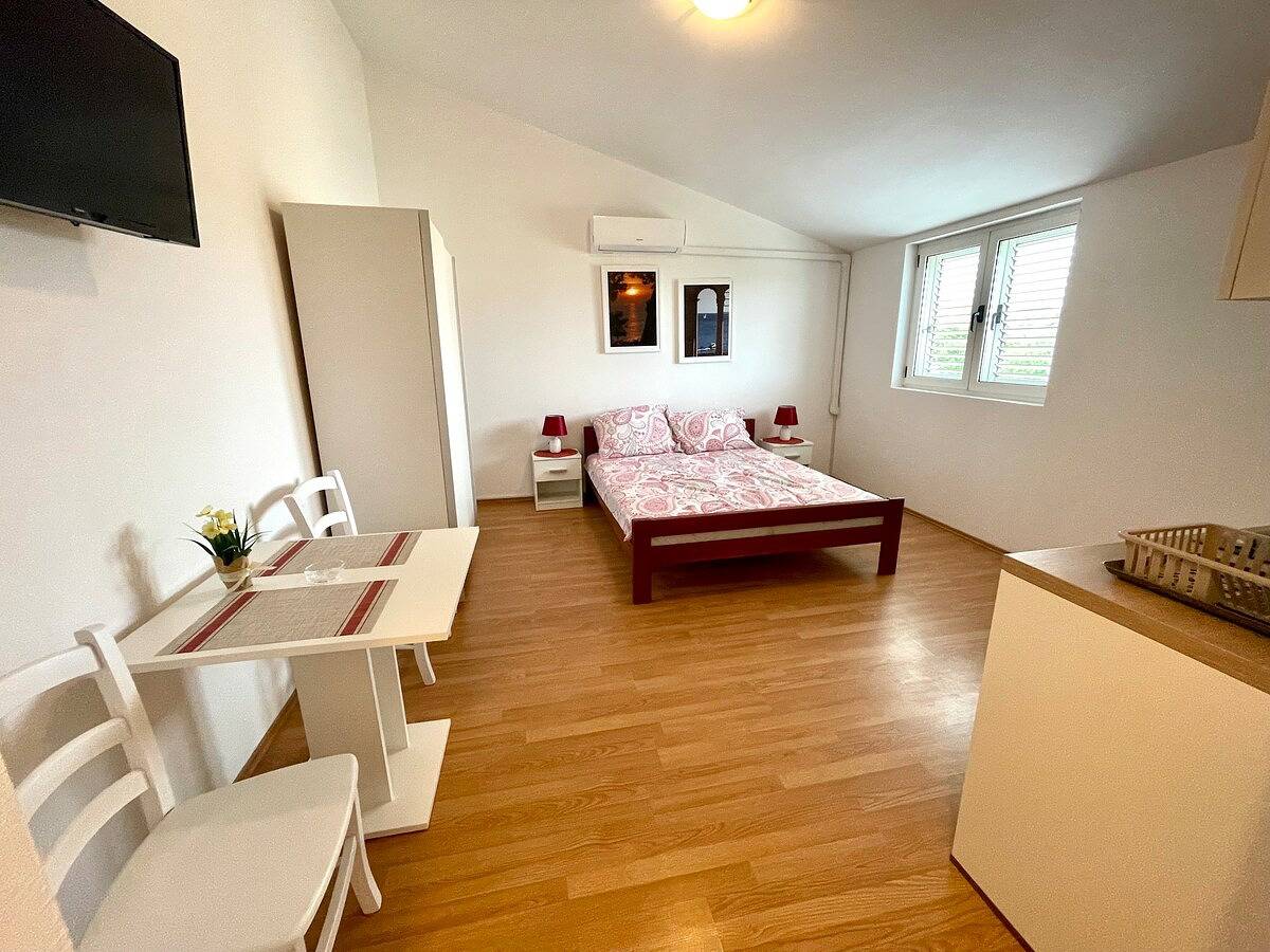 Cały apartament, Apartament wakacyjny dla 2 osób in Jadranovo, Żupania primorsko-gorska