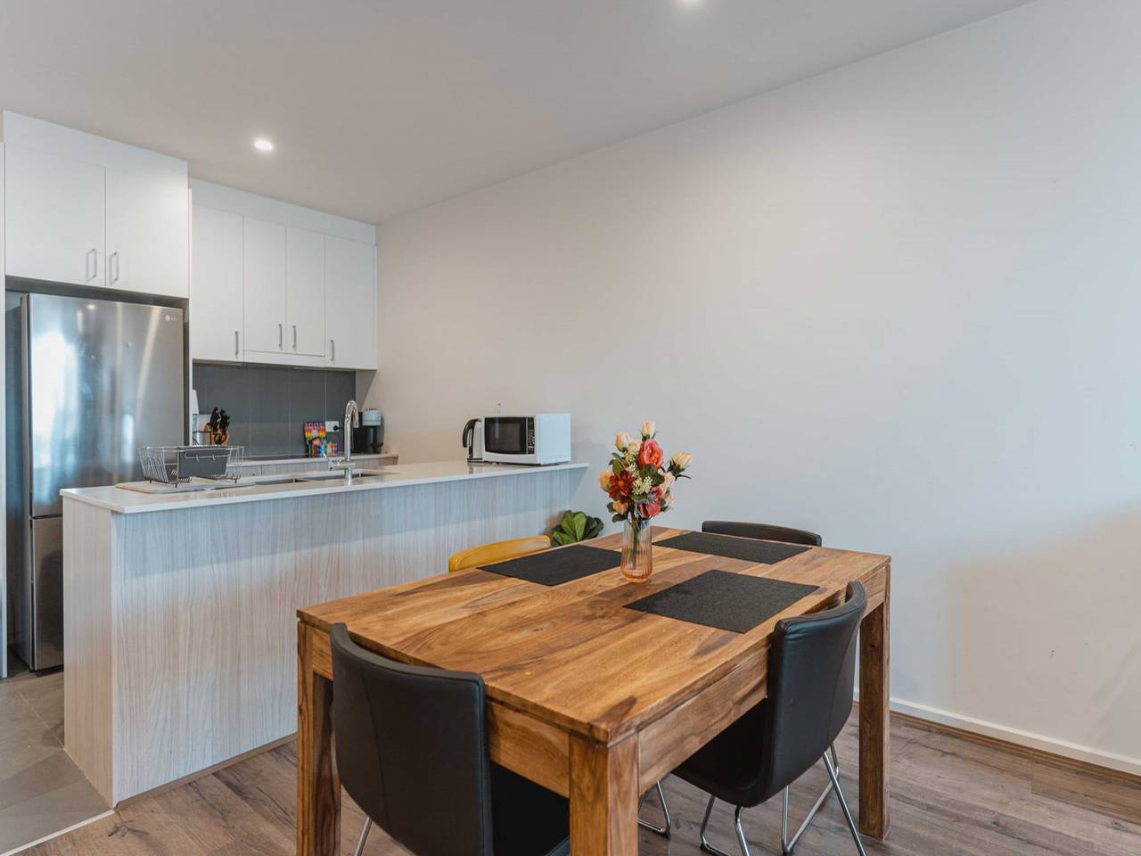 Apartamento entero, Unidad de 1 dormitorio en Lonsdale St con área de estudio y estacionamiento in North Canberra, Canberra