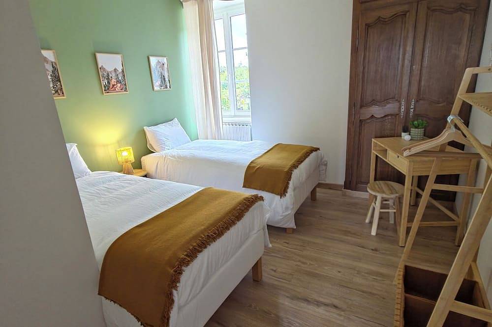 L'Ecrin d'Hélène Vacation Rental in the Heart of the Morvan in Lormes, Naturpark Morvan