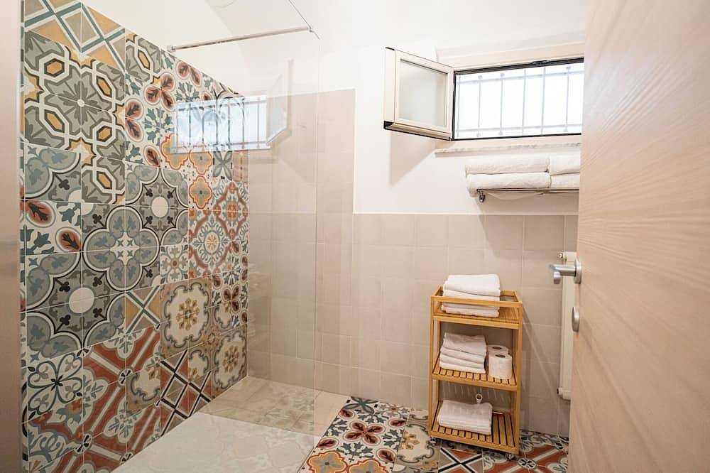 Entire apartment, Quiet and cozy in the center, one step away from everything and with a unique view in Catania, Catania Province