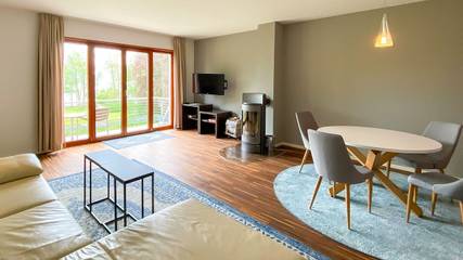 Ferienwohnung für 4 Personen, mit Balkon in Klink