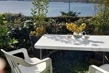 Maison de campagne pour 2 personnes, avec jardin et terrasse, animaux acceptés à Roscanvel