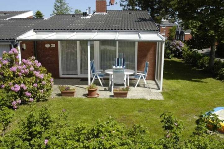 Ferienhaus für 4 Personen, mit Terrasse und Garten