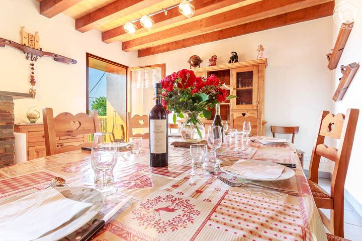 Gîte pour 6 personnes, avec terrasse et balcon/terrasse à Saint-Pierre-d'Albigny - 2