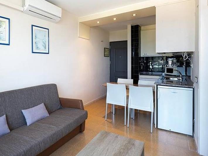 Camping für 4 Personen, mit Kinderpool an der Costa Brava - 3