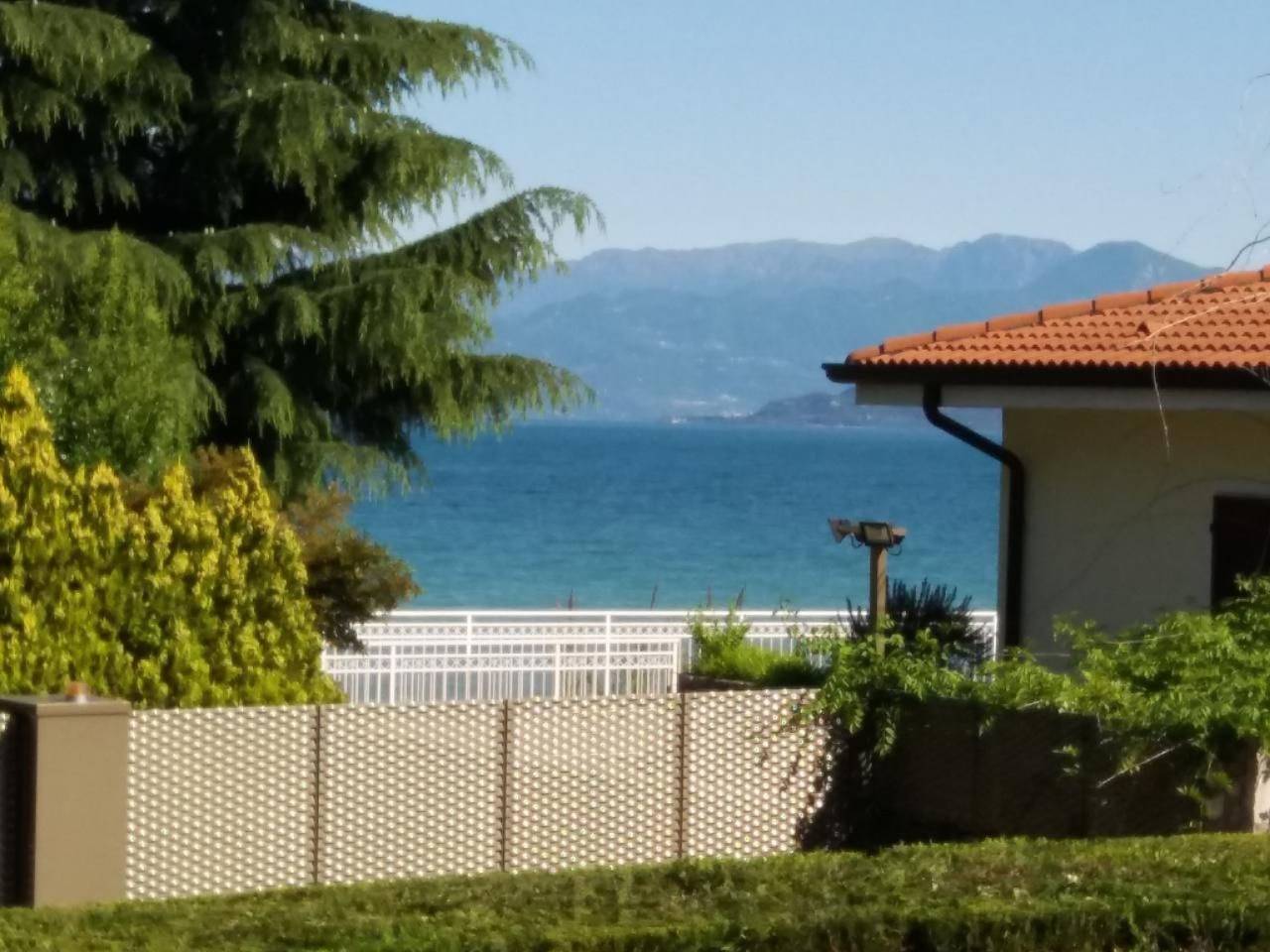 Appartement entier, Fewo in Castelnuovo del Garda, Montagnes autour du lac de Garde