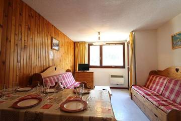 Gîte pour 7 personnes, avec balcon, animaux acceptés dans Office De Tourisme De Val Cenis Lanslebourg
