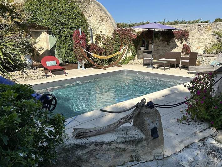 Maison d’hôte pour 2 personnes, avec jardin et piscine à Saint-Estèphe - 3
