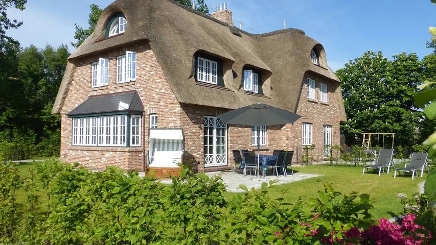 Ferienhaus für 5 Personen, mit Garten und Terrasse sowie Sauna - 1