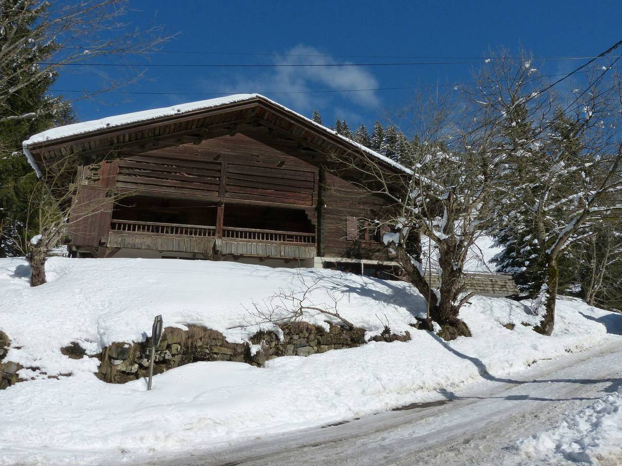 Casa 3*, granja renovada, 10 pax, cerca de pistas, garaje, mascotas permitidas in La Clusaz, Región de Annecy