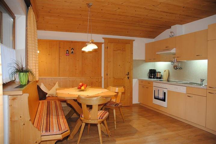 Ganze Ferienwohnung, Apartment/3 Schlafräume/Dusche, Wc in Finkenberg, Zillertaler Alpen