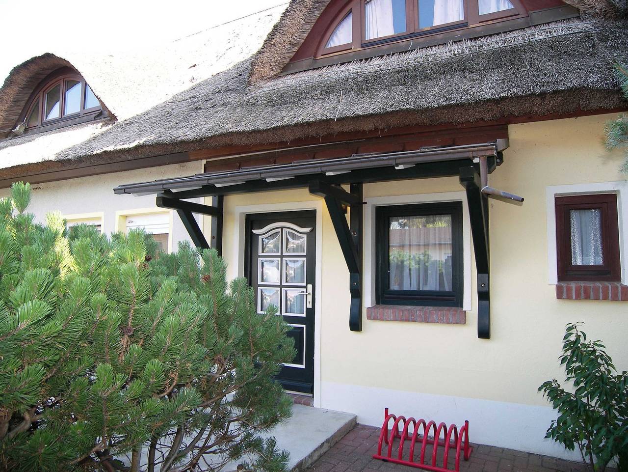 Ganze Ferienwohnung, Reetgedecktes Ferienhaus Greiser - Ferienwohnung in Gothensee, Heringsdorf