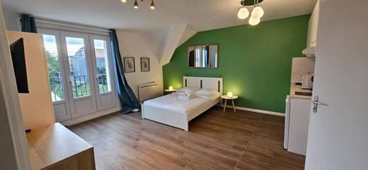 Gîte pour 2 personnes, avec terrasse à La Courneuve