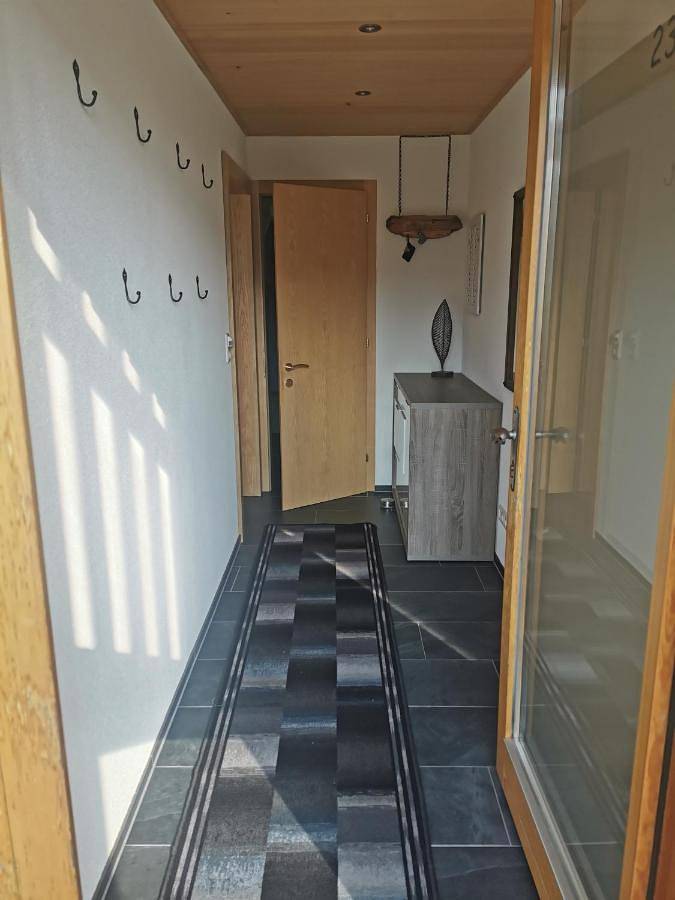 Ferienwohnung für 4 Personen, mit Balkon und Terrasse sowie Ausblick in Sibratsgfäll - 3
