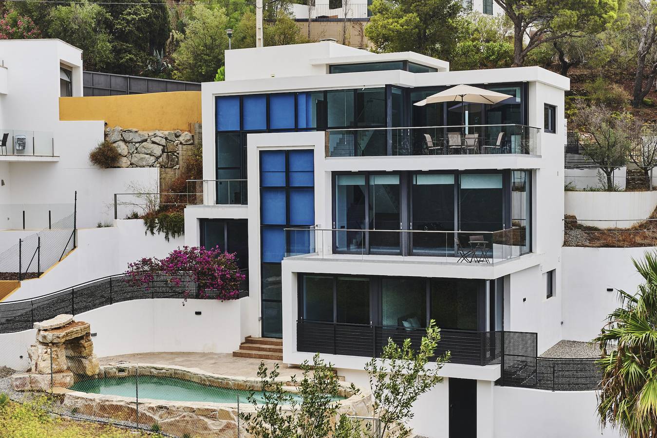 Welcs Villa Moderna 097 Emp con piscina in Platja Grifeu, Oberampurien