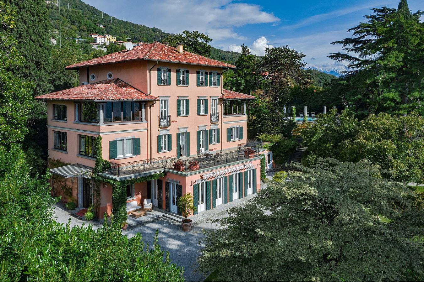 Villa Camilla in Santa Maria (Como), Comune di San Siro