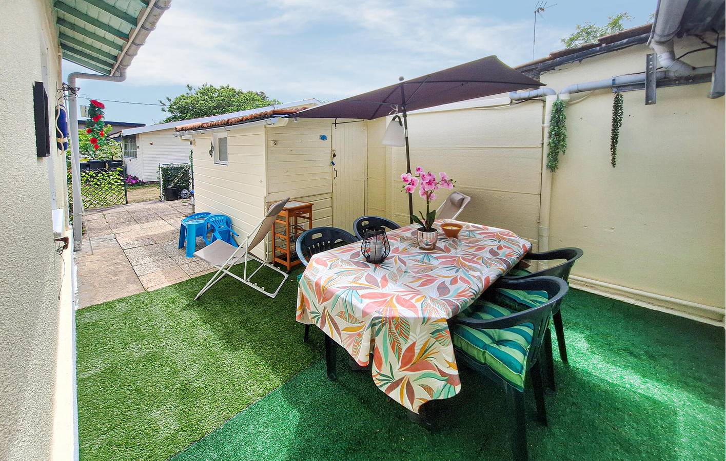 Gemütliche 1-Zimmer-Wohnung in Strandnähe mit Garten und kostenlosen Parkplätzen in Soulac-sur-Mer, Regionaler Naturpark Médoc
