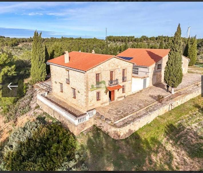 Casa rural para 8 personas, con Balcón además de Terraza y Vistas en Terra Alta