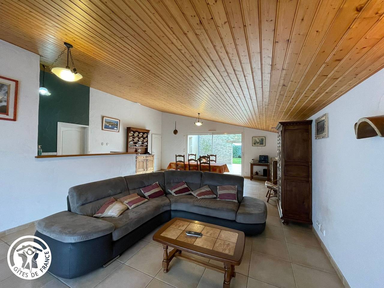 Charmante grange rénovée avec grand terrain, Wi-Fi, barbecue, proche ferme et nature in La Garnache, Vallée de la Loire