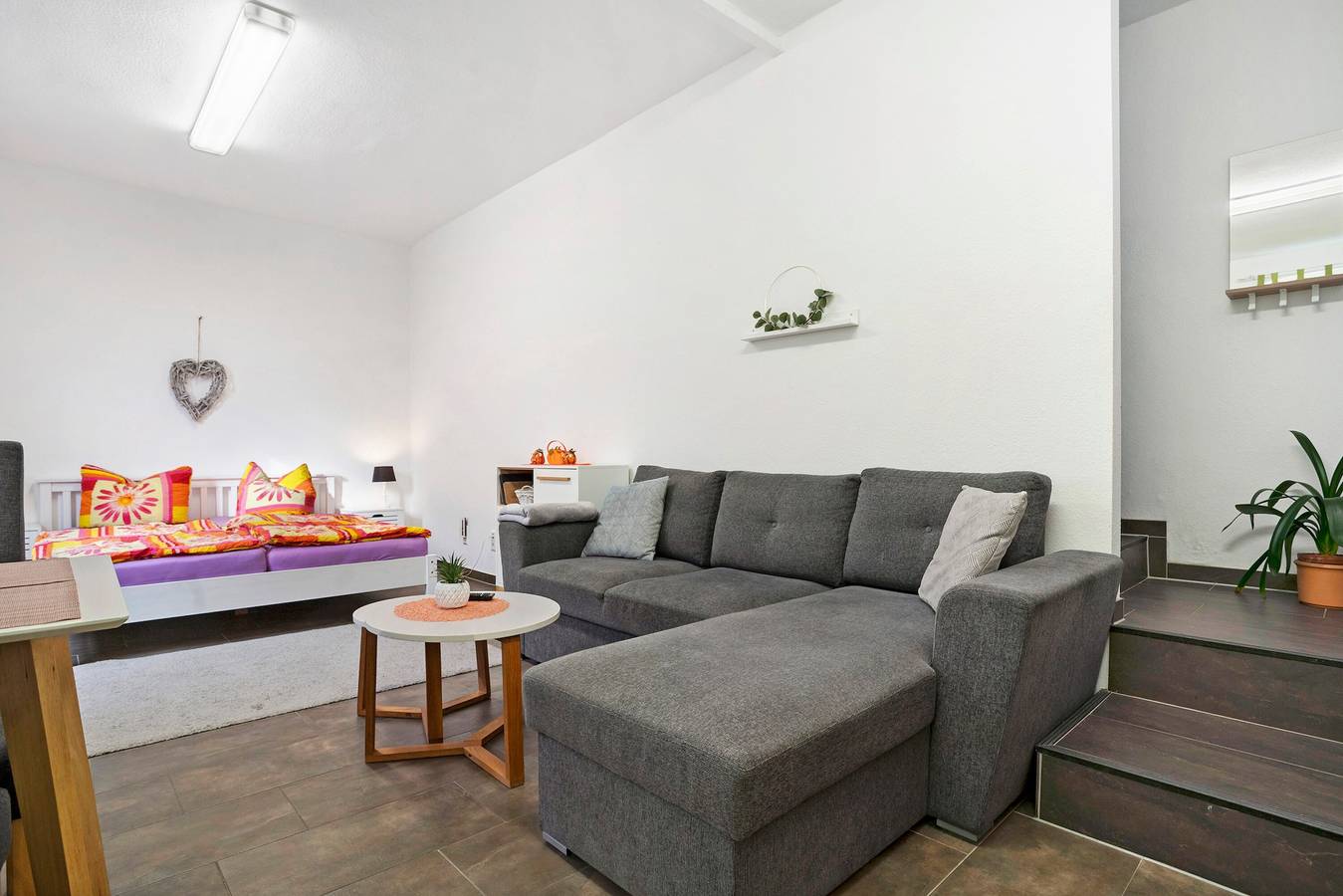Ganze Wohnung, Ferienwohnung 'Fr 2 - 4 Personen' mit Gemeinschaftsterrasse und Wi-Fi in Neukalen, Kummerower See