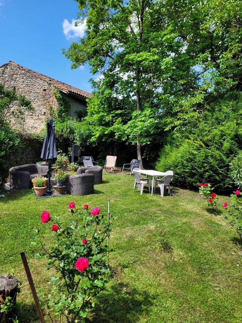 Les Volets Bleus in Pointis-Inard, Haute-Garonne