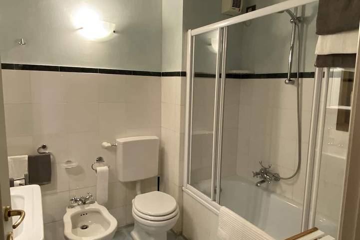 Appartamento intero, Residence dei Frutti-Il Melograno-bright apartment a stone's throw from the squares in Padova, Provincia di Padova