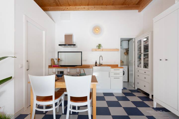Entire studio, Vacation Studio 'Blue Oasis' with Private Terrace and Wi-Fi in Piedra Playa, La Oliva