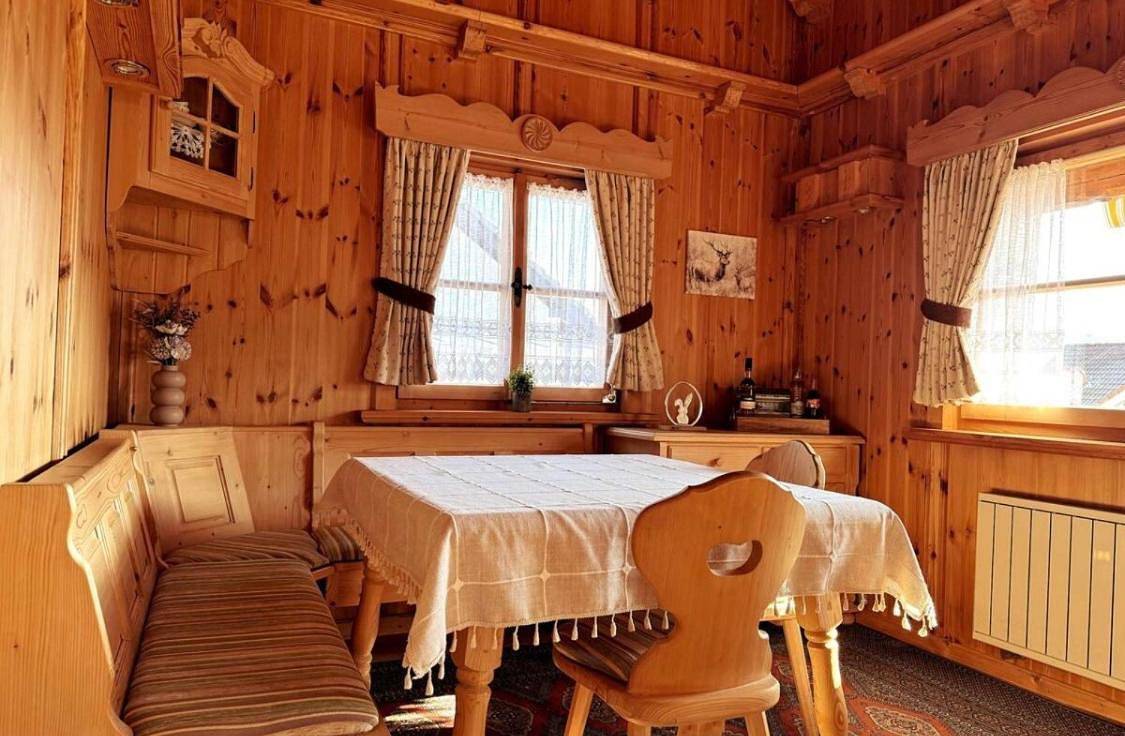 Ganze Wohnung, Einzigartiges Alpenstil Chalet mit Panoramablick in Reuschenbach, Hausen (Wied)