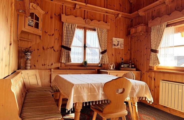 Ferienwohnung für 5 Personen, mit Ausblick und Garten