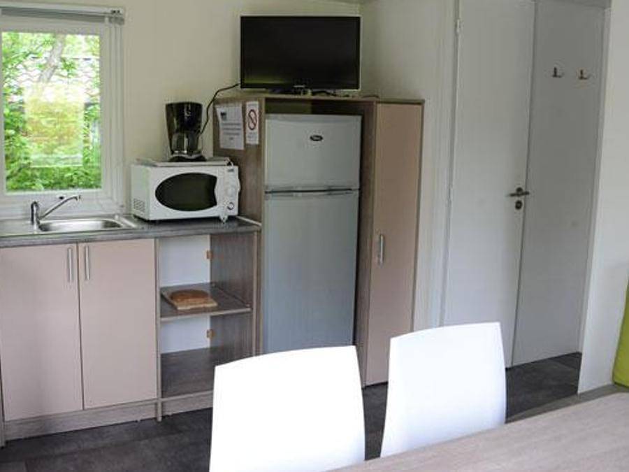 Camping d'Arpheuilles - Mobilheim 6 personen - Mobilheim 31 m² / 3 Zimmer - Halboffene Terrasse Tv 6 Pers. in Saint-Paul-de-Vézelin, Roanne und Umgebung