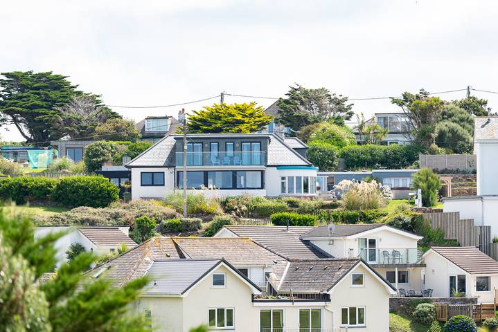 Cottage for 22 people, with garden in Cornwall