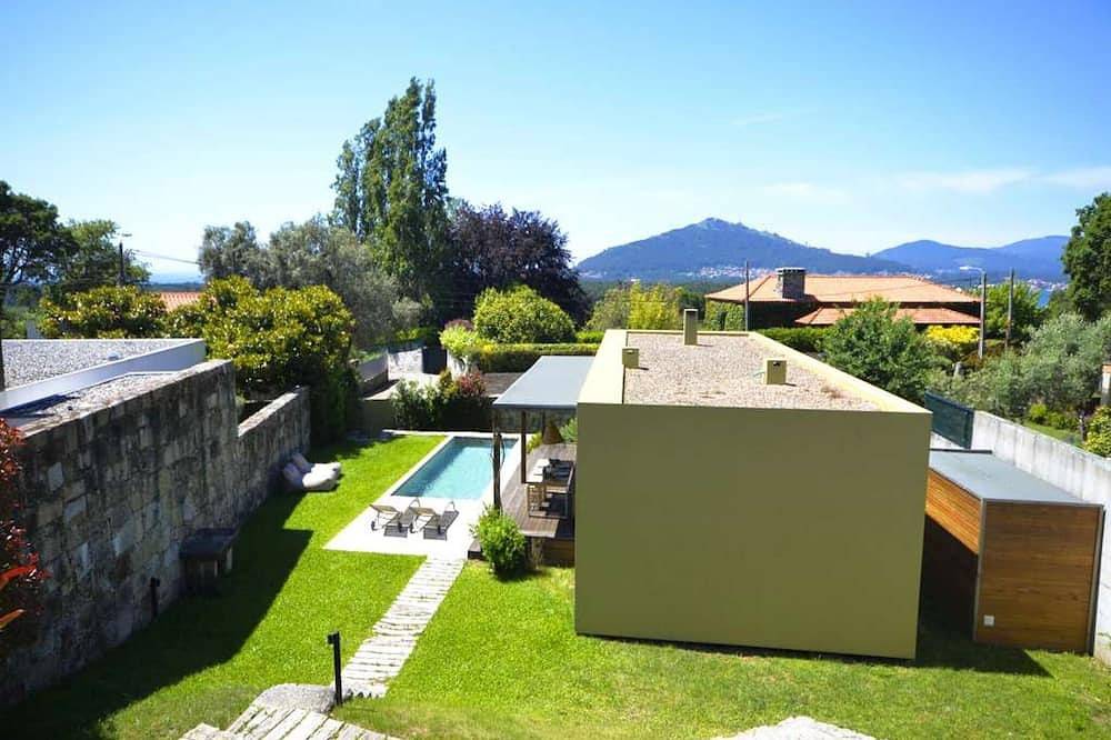 Beautiful Caminha Villa | 2 Bedrooms |. in Moledo, Distrito de Viana do Castelo
